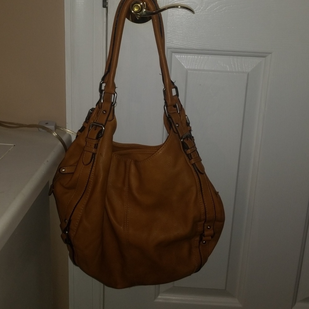 Mustard purse